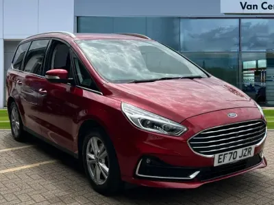 Begagnad Ford Galaxy Titanium 190 HK (139 kW) 2020 Röd Minibuss