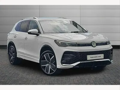Nowe VW Tiguan R-line 150 KM (110 kW) 2026 Biały SUV