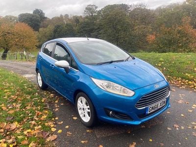 Blue Used 2016 Ford Fiesta Zetec Hatchback | £4,995 (Good price)