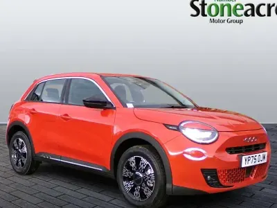 New Fiat 600 S 136 HP (100 kW) 2025 Red SUV