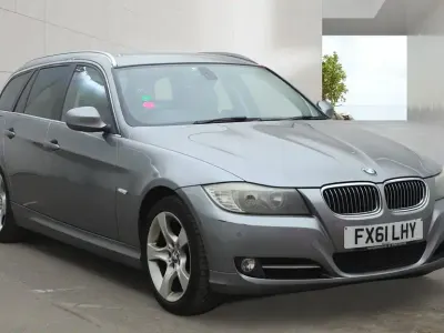Używany BMW 320 Exclusive 2011 Szary Kombi