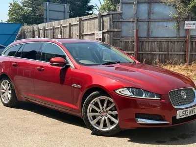 Used Jaguar XF Premium Luxury 200 HP (147 kW) 2013