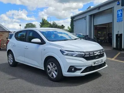 Used Dacia Sandero Expression 100 HP (73 kW) 2023 White Hatchback