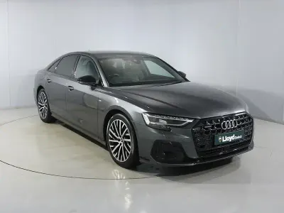 Usado Audi A8 Advanced 286 CV (210 kW) 2022 Gris Berlina