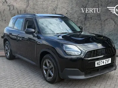 Used Mini Countryman Classic 170 HP (125 kW) 2024 Black SUV