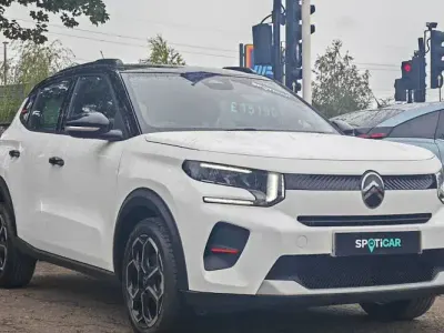 Used Citroën C3 101 HP (74 kW) 2025 White SUV