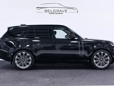 Used Land Rover Range Rover Autobiography 400 HP (294 kW) 2025 Black SUV