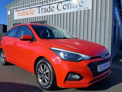 Used Hyundai i20 SE 84 HP (61 kW) 2018 Red Hatchback