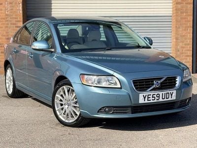 Usado Volvo S40 SE Lux 136 HP (100 kW) 2009 Azul Sedan