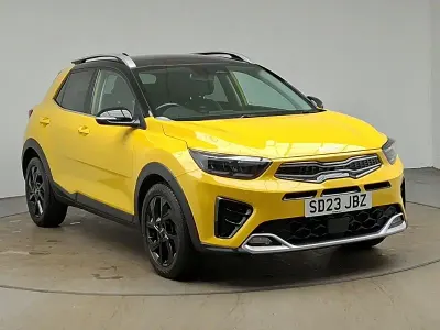 Used Kia Stonic GT-Line S 118 HP (86 kW) 2023 Yellow SUV