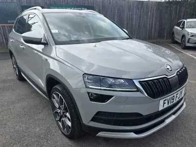 Używany Skoda Karoq Scout 4x4 150 KM (110 kW) 2019 Szary SUV