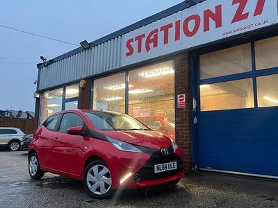 Red Used 2014 Toyota Aygo X-play Hatchback | £5,495 (Fair price)