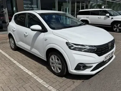 Second-hand Dacia Sandero Comfort 91 CP (66 kW) 2022 Alb Hatchback