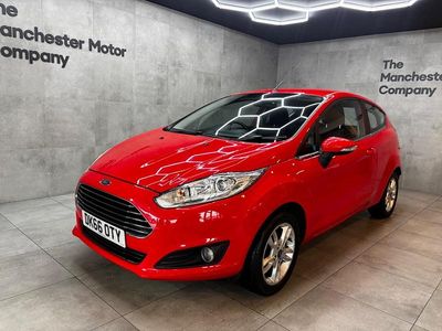 Used Ford Fiesta Zetec 82 HP (60 kW) 2016 Red Hatchback