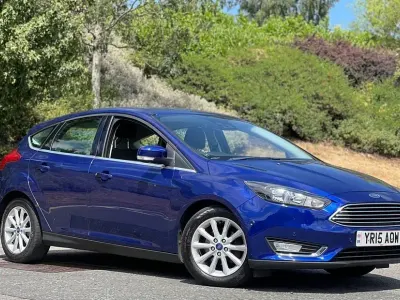 Used Ford Focus Titanium 125 HP (91 kW) 2015 Silver Hatchback