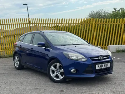 Used Ford Focus Zetec 115 HP (84 kW) 2014 Blue Hatchback