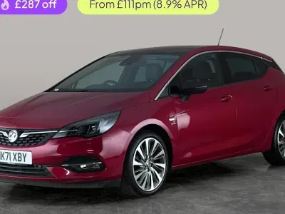 Used Vauxhall Astra Edition 145 HP (106 kW) 2021 Red Hatchback