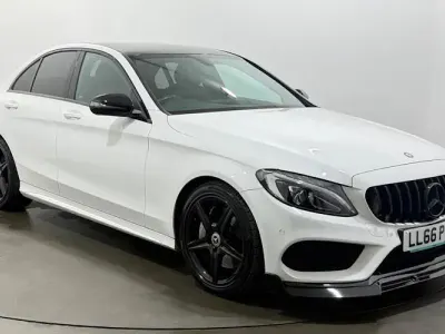 Begagnad Mercedes C250 AMG line 204 HK (150 kW) 2016 Vit Sedan