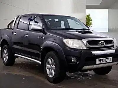 Second-hand Toyota HiLux 171 CP (125 kW) 2010 Negru Pickup