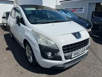 Used Peugeot 3008 Allure 115 HP (84 kW) 2013 White Estate