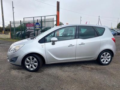Used Vauxhall Meriva 100 HP (73 kW) 2010 Silver MPV