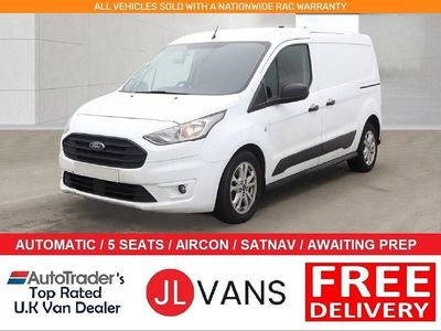 Usado Ford Transit Trend 120 CV (88 kW) 2019 Blanco Familiar