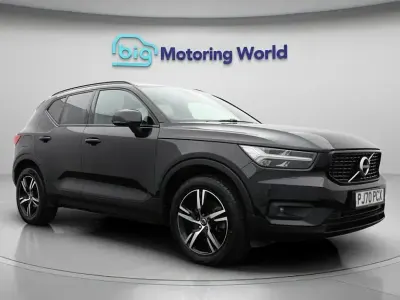 Used Volvo XC40 R-Design 197 HP (144 kW) 2020 Black SUV