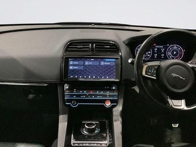 Used Jaguar F-Pace Chequered Flag 180 HP (132 kW) 2020 Black SUV