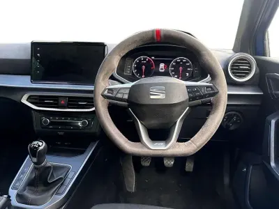 Usado Seat Ibiza 113 HP (83 kW) 2024 Azul Citadino