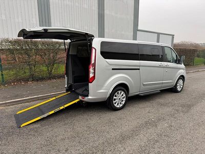 Used Ford Tourneo Titanium 130 HP (95 kW) 2020 Silver MPV