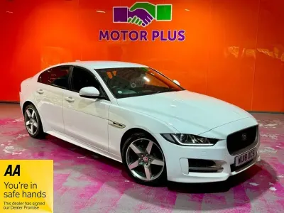 Used Jaguar XE R-Sport 180 HP (132 kW) 2018 White Sedan