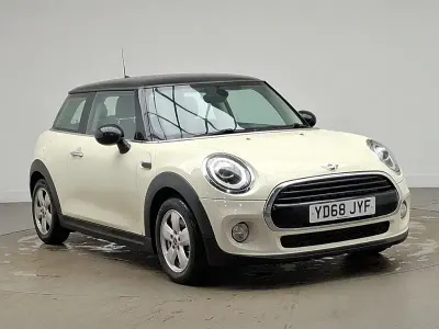 Used Mini Cooper 136 HP (100 kW) 2018 White Hatchback