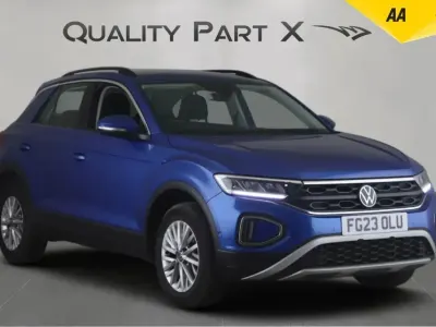 Used VW T-Roc Life 150 HP (110 kW) 2023 Blue SUV