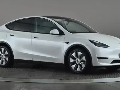 Used Tesla Model Y Long Range AWD 282 kW (384 HP) 2023 White SUV