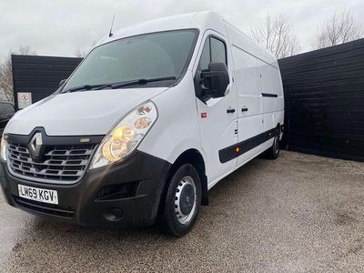 White Used 2019 Renault Master Komfort Van | £8,995 (Good price)