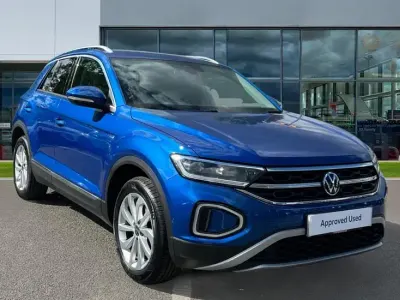 Begagnad VW T-Roc Style 150 HK (110 kW) 2022 Blå SUV