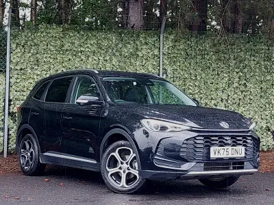Used MG ZS SE 115 HP (84 kW) 2025 Black SUV