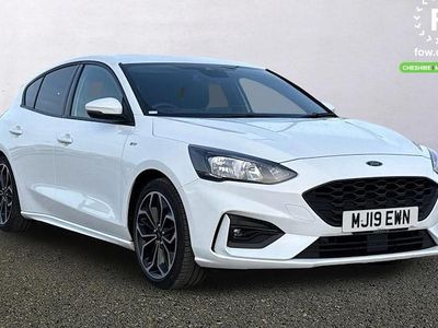 Used Ford Focus ST-Line X 125 HP (91 kW) 2019 White Hatchback