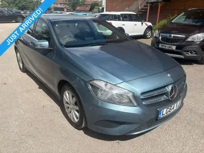 Used Mercedes A180 SE 109 HP (80 kW) 2014 Blue Hatchback