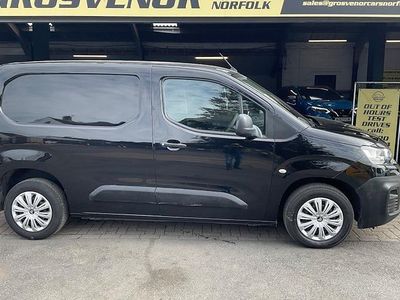 Used Citroën Berlingo 75 HP (55 kW) 2019 Black MPV