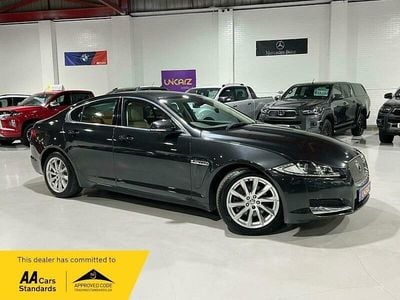 Used Jaguar XF Premium Luxury 200 HP (147 kW) 2013 Grey Sedan