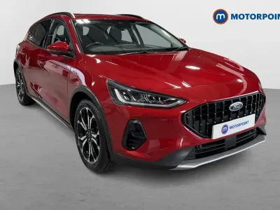 Used Ford Focus Active X 155 HP (114 kW) 2023 Red Hatchback