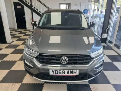 Used VW T-Roc Design 115 HP (84 kW) 2019 Grey SUV