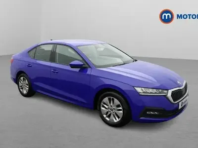 Used Skoda Octavia SE Technology 110 HP (80 kW) 2023 Blue Hatchback