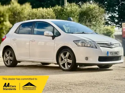 Used Toyota Auris