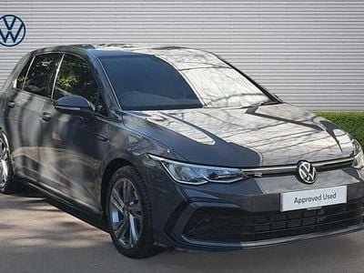 Second-hand VW Golf VIII 130 CP (95 kW) 2022
