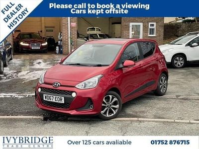 Used Hyundai i10 Premium SE 87 HP (63 kW) 2018 Red Hatchback