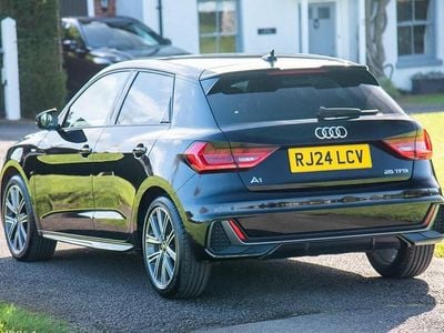 Begagnad Audi A1 Sportback S-Line 2024 Svart Halvkombi
