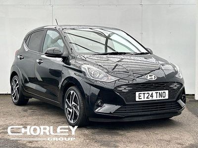 Black Used 2024 Hyundai i10 Premium Hatchback | £14,191 (Fair price)