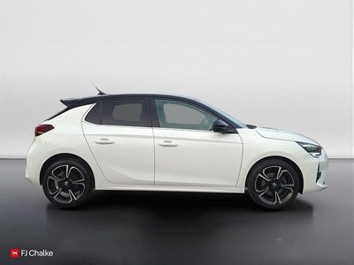 Second-hand Vauxhall Corsa Ultimate 2022 Alb Hatchback